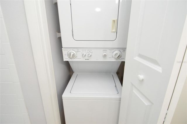 8641 FANCY FINCH DRIVE 202, Tampa, FL 33614