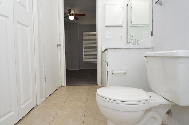 8641 FANCY FINCH DRIVE 202, Tampa, FL 33614