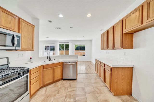 7161 East Ave 99, Rancho Cucamonga, CA 91739