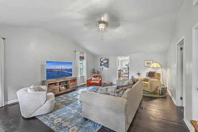 1138 Leesville Street, North Charleston, SC 29405