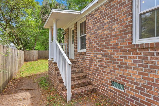 1138 Leesville Street, North Charleston, SC 29405