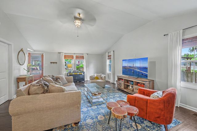 1138 Leesville Street, North Charleston, SC 29405
