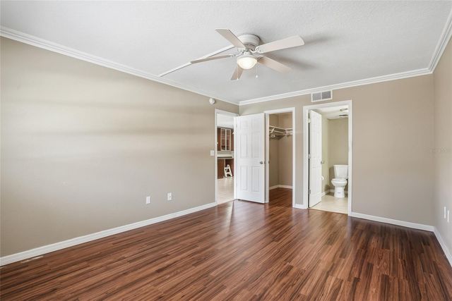 2220 STICKNEY POINT ROAD 520, Sarasota, FL 34231