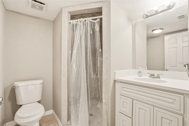 2220 STICKNEY POINT ROAD 520, Sarasota, FL 34231