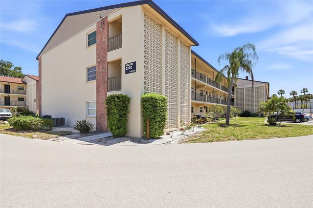 2220 STICKNEY POINT ROAD 520, Sarasota, FL 34231