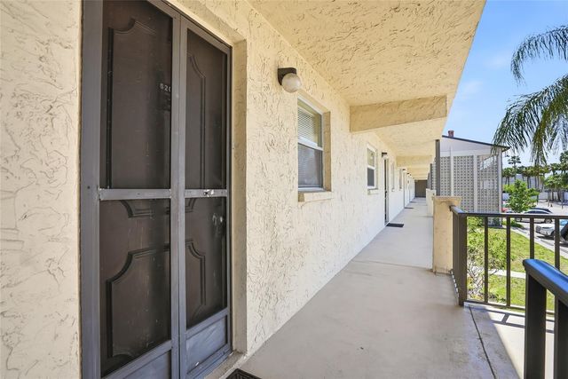 2220 STICKNEY POINT ROAD 520, Sarasota, FL 34231