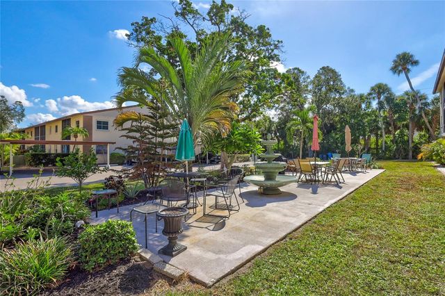 2220 STICKNEY POINT ROAD 520, Sarasota, FL 34231