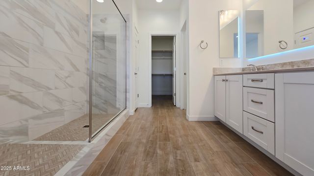 17864 W THISTLE LANDING Drive, Goodyear, AZ 85338