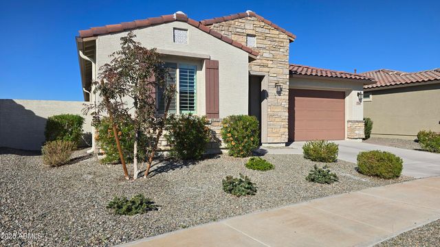 17864 W THISTLE LANDING Drive, Goodyear, AZ 85338
