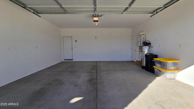 17864 W THISTLE LANDING Drive, Goodyear, AZ 85338