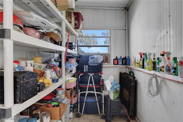 20 Derhenson DR, Naples, FL 34114