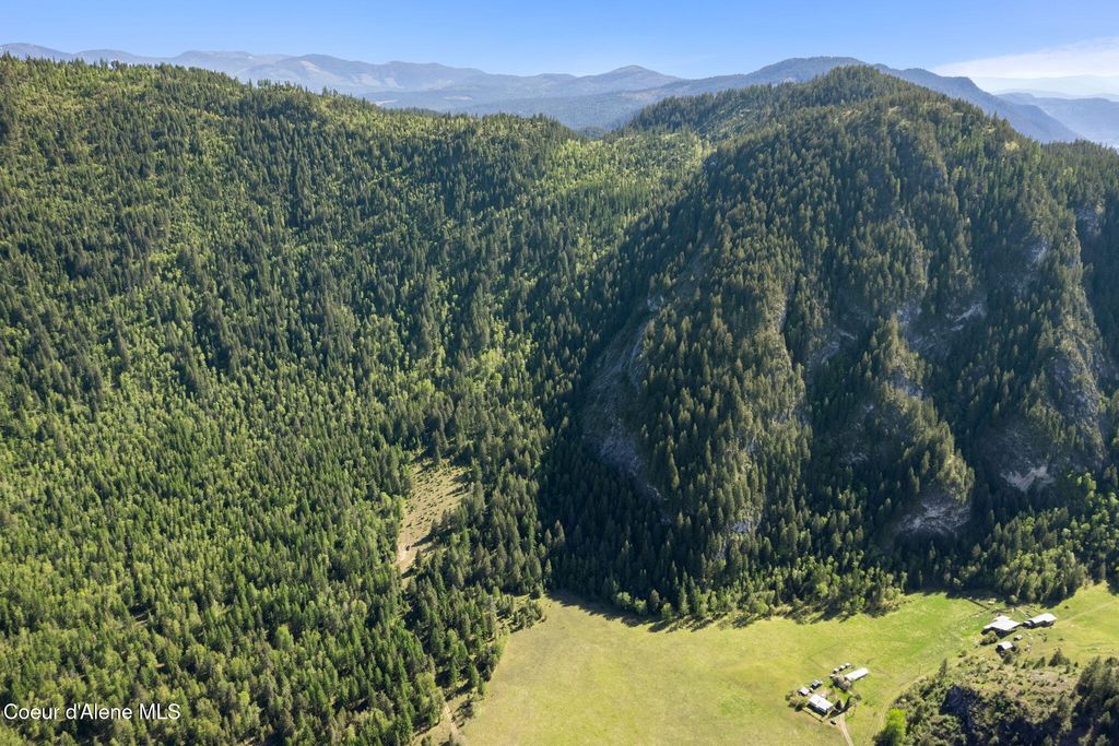 4345 Wilcox Rd, Northport, WA 99157 photo 5