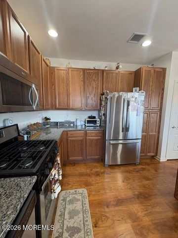 60 Mark Drive, Manahawkin, NJ 08050
