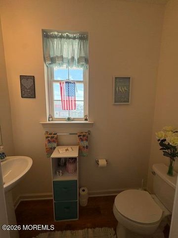 60 Mark Drive, Manahawkin, NJ 08050