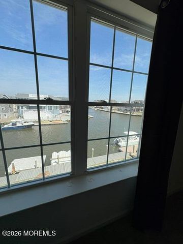 60 Mark Drive, Manahawkin, NJ 08050
