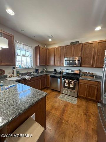 60 Mark Drive, Manahawkin, NJ 08050