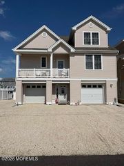 60 Mark Drive, Manahawkin, NJ 08050