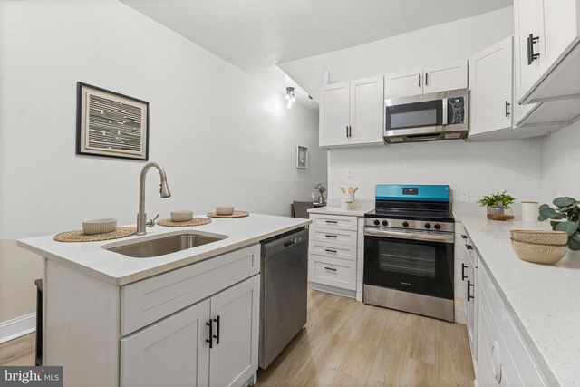 1135 MYRTLE AVE, Baltimore, MD 21201