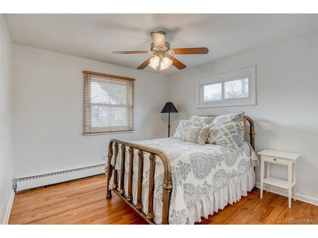 850 Holland St, Lakewood, CO 80215