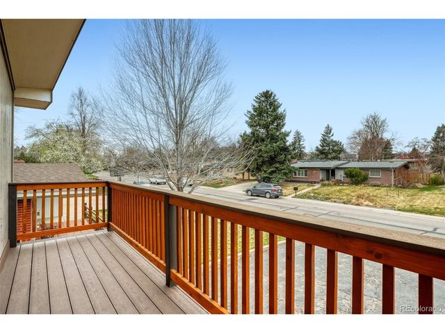 850 Holland St, Lakewood, CO 80215