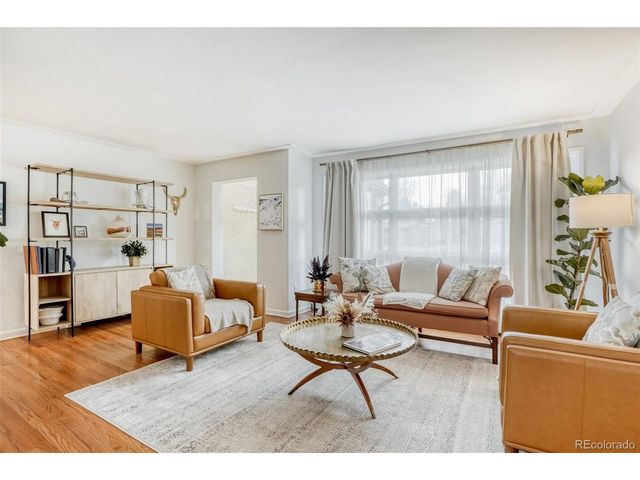 850 Holland St, Lakewood, CO 80215