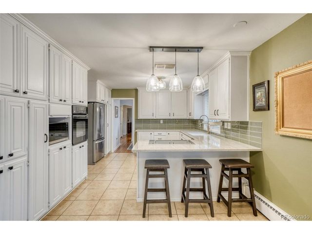 850 Holland St, Lakewood, CO 80215