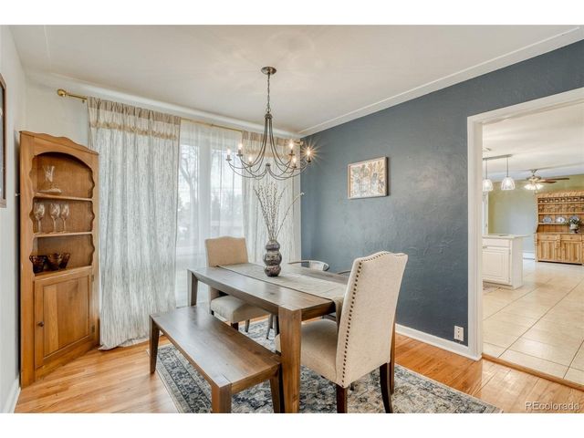 850 Holland St, Lakewood, CO 80215