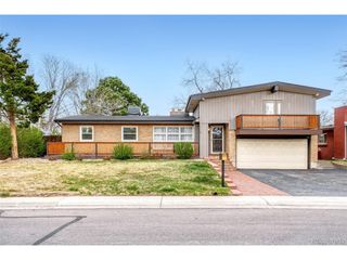 850 Holland St, Lakewood, CO 80215