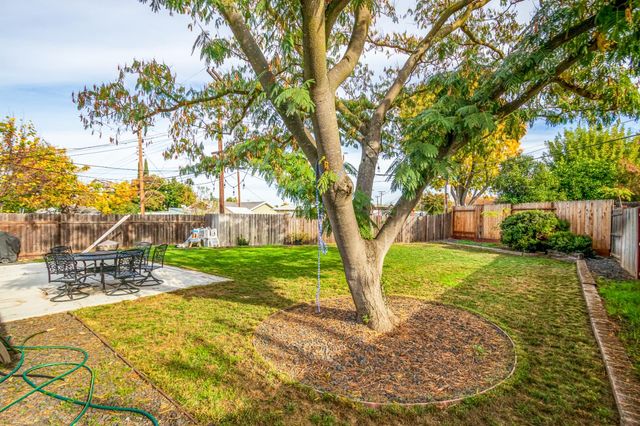 2549 Tannat Way, Rancho Cordova, CA 95670
