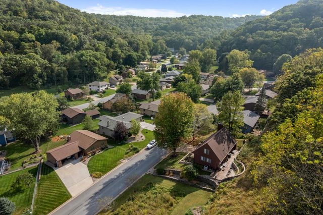 368 Dresser DRIVE, Winona, MN 55987