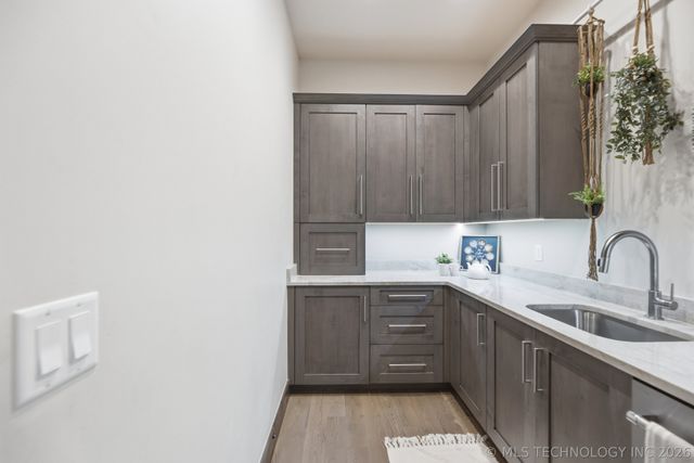 3557 W 75th Street, Tulsa, OK 74132