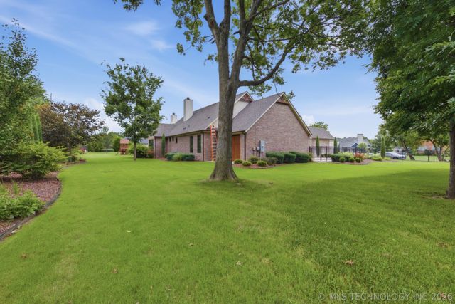 3557 W 75th Street, Tulsa, OK 74132