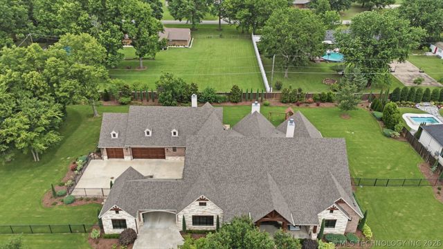 3557 W 75th Street, Tulsa, OK 74132