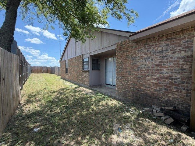 431 Pogue Street, Cedar Hill, TX 75104