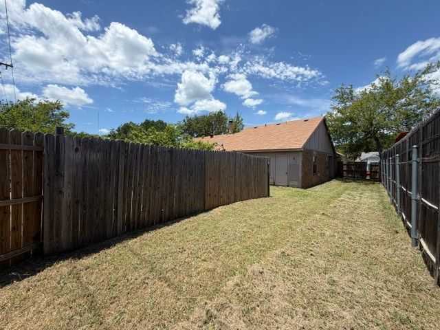 431 Pogue Street, Cedar Hill, TX 75104