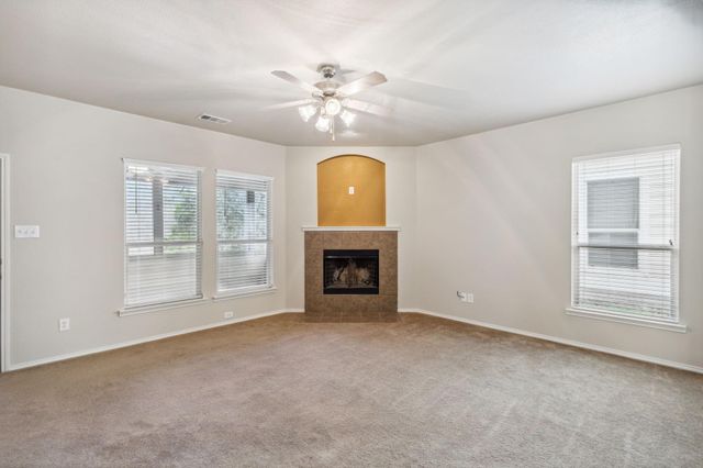 232 Creekview Drive, Anna, TX 75409