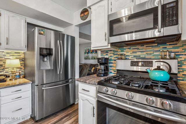 7 Stowe Lane, Howell, NJ 07731