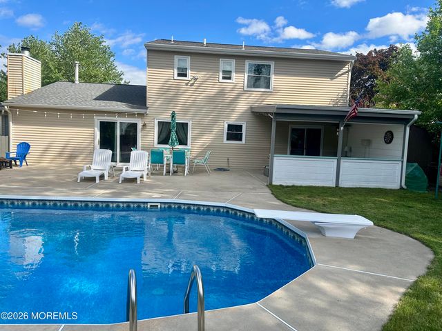 7 Stowe Lane, Howell, NJ 07731