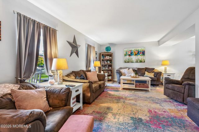 7 Stowe Lane, Howell, NJ 07731