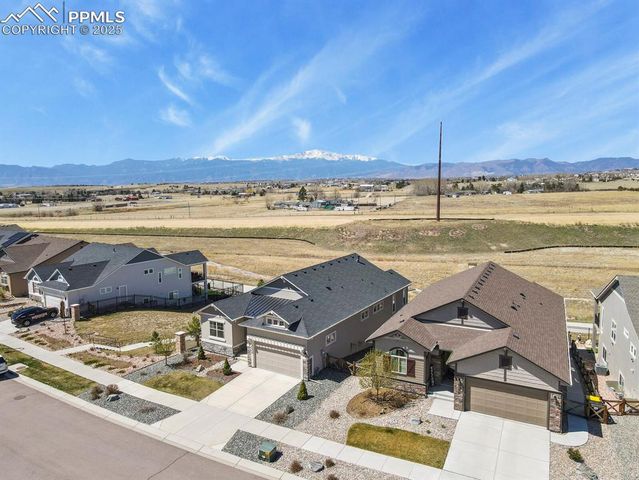 6272 Lochside View, Colorado Springs, CO 80927