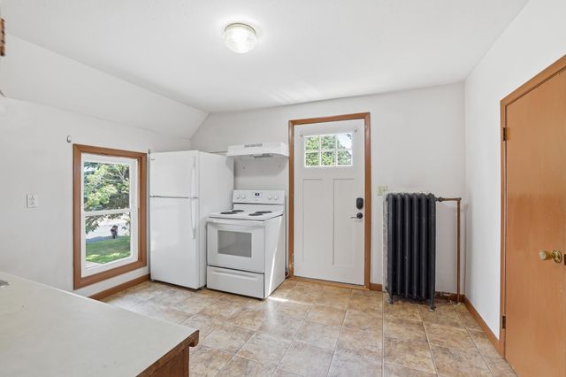 585 S Wasson Lane, River Falls, WI 54022