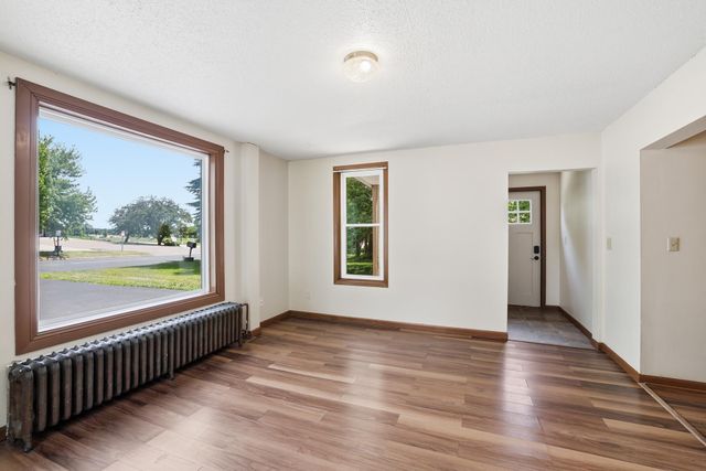 585 S Wasson Lane, River Falls, WI 54022