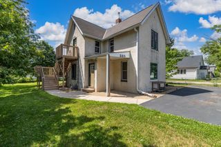 585 S Wasson Lane, River Falls, WI 54022