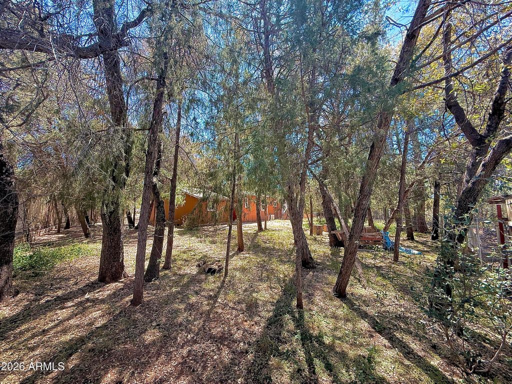 Image 15 of property listing at 1406 N MATTERHORN Road, Payson, AZ 85541