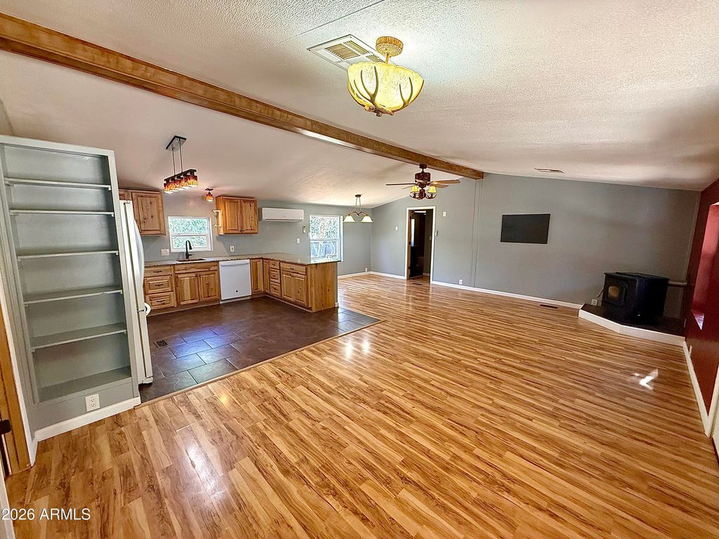 Image 4 of property listing at 1406 N MATTERHORN Road, Payson, AZ 85541