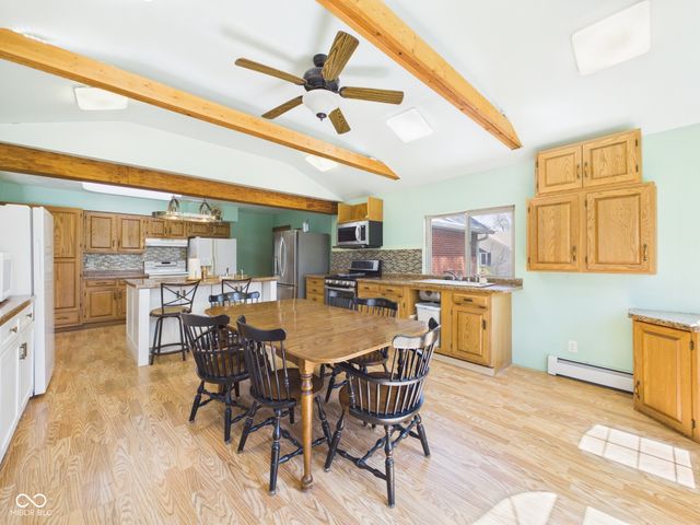 5433 W 8th Street, Anderson, IN 46011