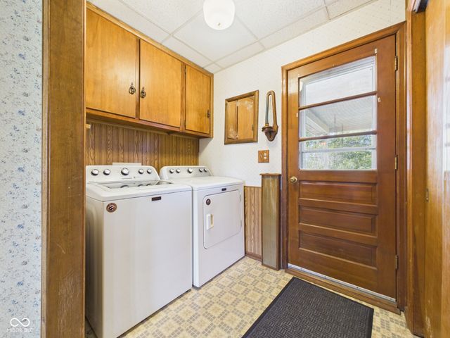 5433 W 8th Street, Anderson, IN 46011