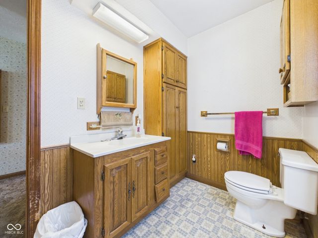 5433 W 8th Street, Anderson, IN 46011