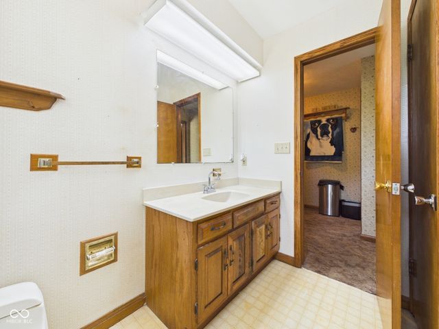 5433 W 8th Street, Anderson, IN 46011