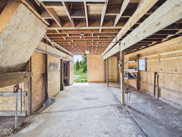 5433 W 8th Street, Anderson, IN 46011